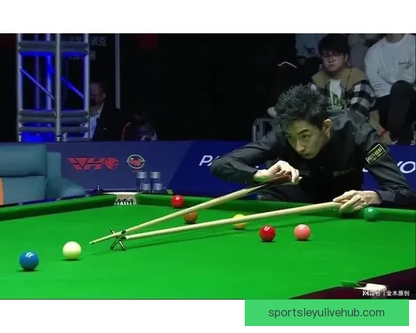 吴宜泽5杆破50轰6-3攻击波第2阶段以10-7领先墨菲观众喝彩